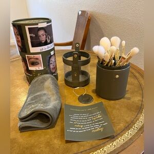 Spectrum x Katie Jane Hughes 25 piece makeup brush set